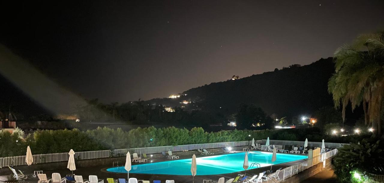 Tuttifrutti Holiday Acireale Exterior foto