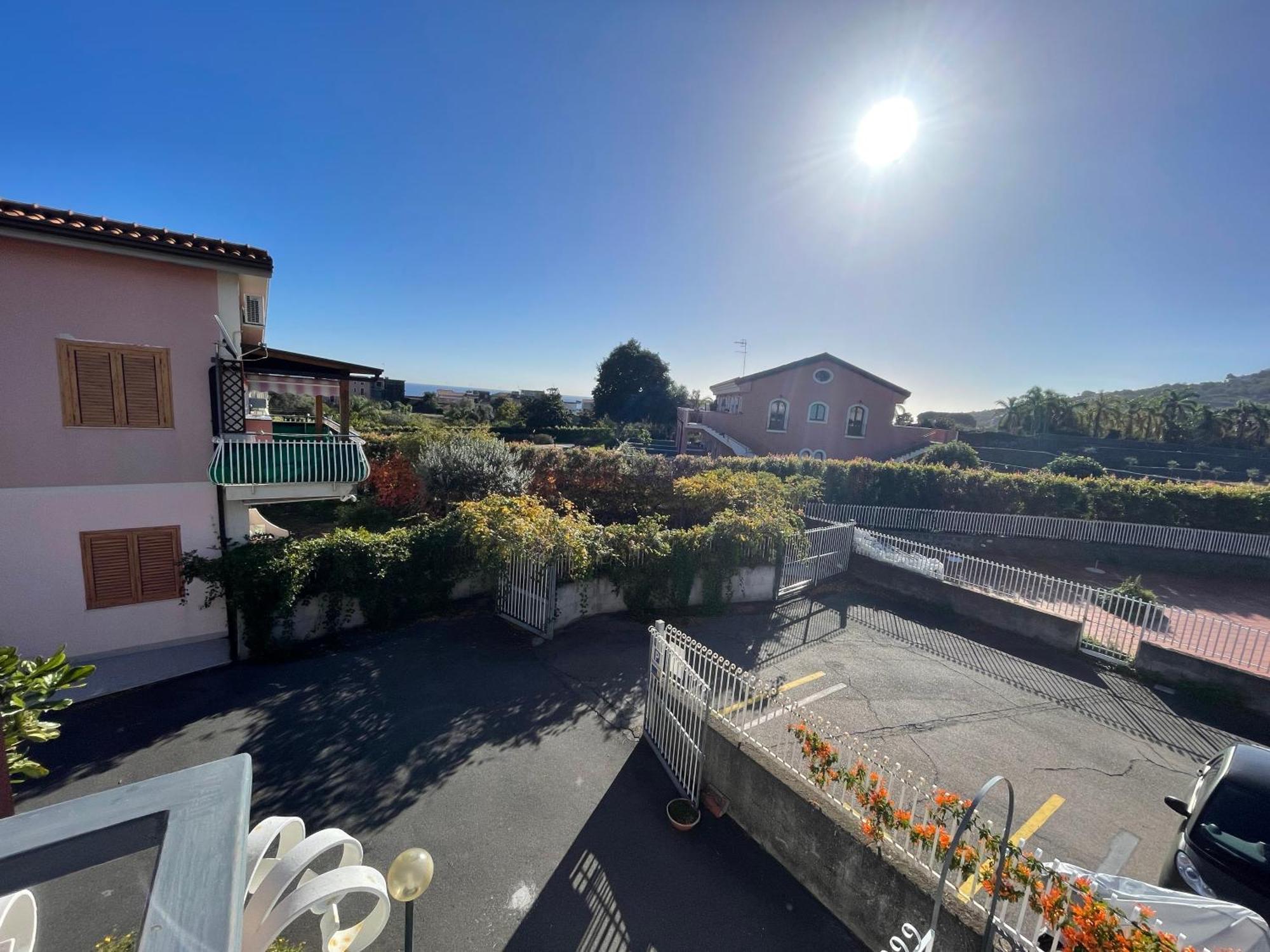 Tuttifrutti Holiday Acireale Exterior foto